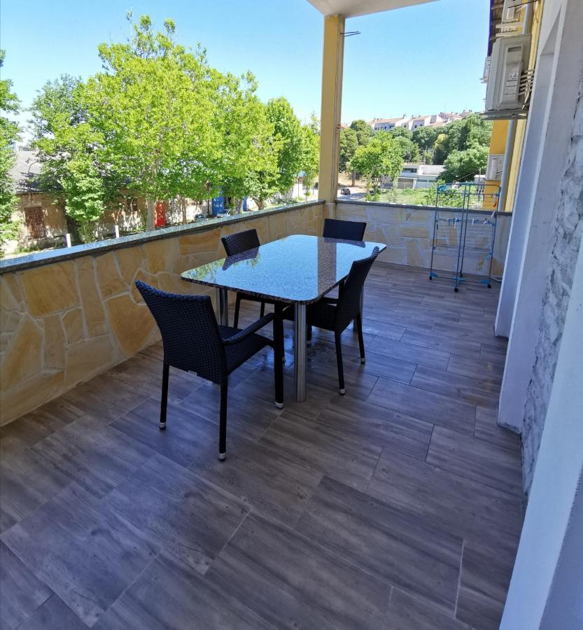 Apartment Damir Pula Ngoại thất bức ảnh