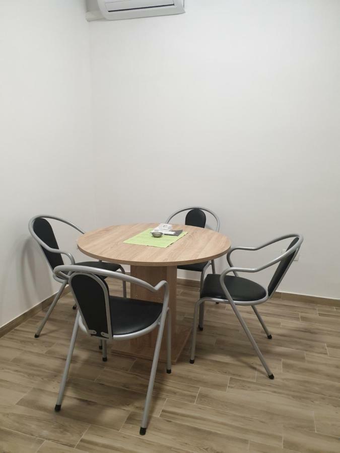 Apartment Damir Pula Ngoại thất bức ảnh
